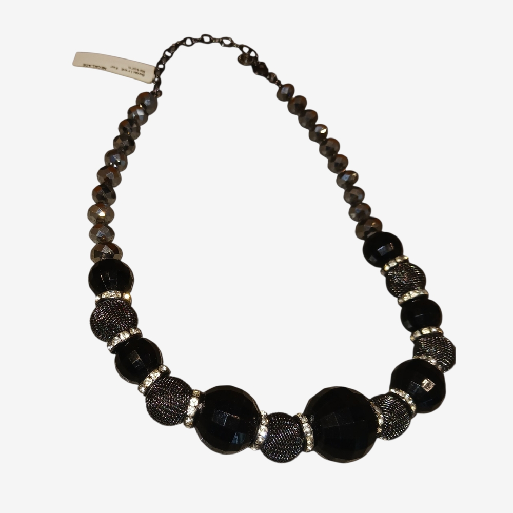 Elegant Black and Silver Beaded Necklace